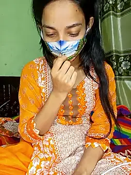 Webcam Model (Night_Queen3)  is live.Free join now!