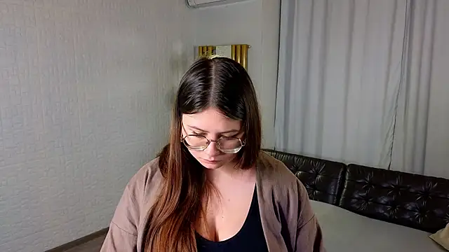 LeliaPeeler live show on StripChat 