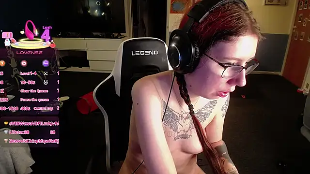 TattooedGirlDK