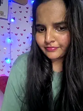 Webcam Model (QueerSofty)  is live.Free join now!