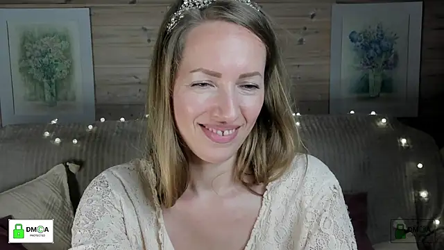 queenymel - Queenymel's free webcam