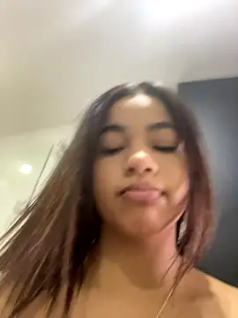 AnahiRivera live cam screenshot female on ReplayHer – Replays, Highlights & Live Cams