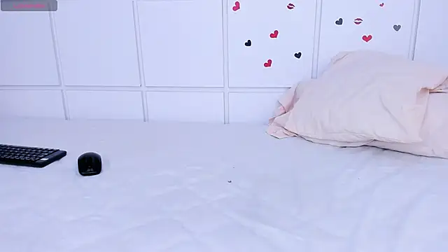  AgathaFiore chat room