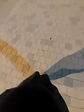 hotm3716 (M young) - 10000