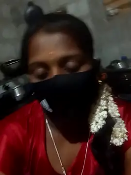 Webcam Model (Tamil_Hot_Sandy)  is live.Free join now!