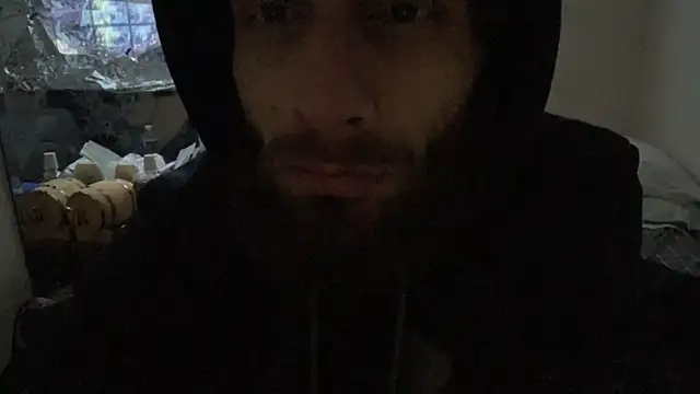 pantslesstraveler_plt