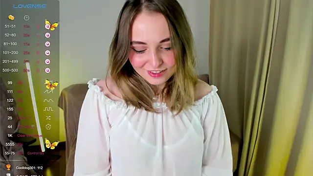  alysia_storm chat room