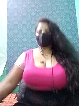 tamil_Vennila live cam screenshot female on Wobip – Live Webcams, Clips & GIFs