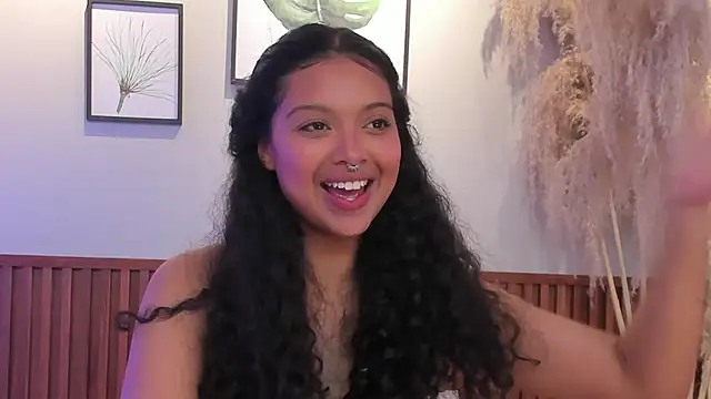 live on webcam MIAHIVANOV