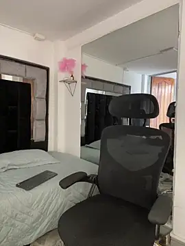 mr_muscle (M young) - CUM SHOW