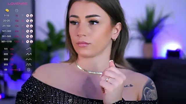  BabbyAisha chat room