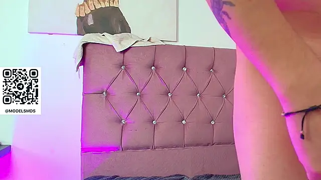 nicoo_2036 Live Webcam on Stripchat