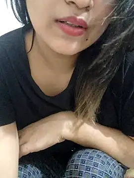 Webcam Model (Tanha18)  is live.Free join now!