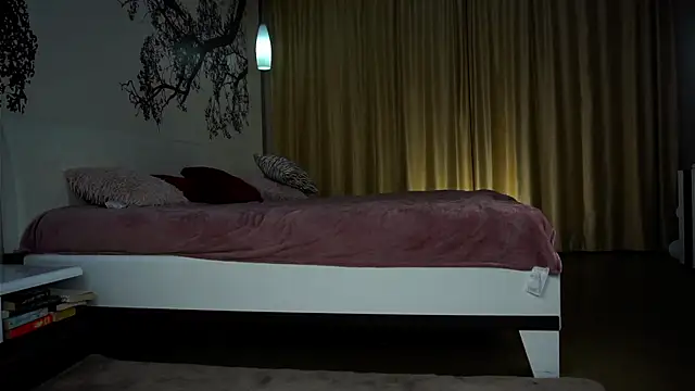 ShandaBrumet live cam screenshot female on Wobip – Live Webcams, Clips & GIFs