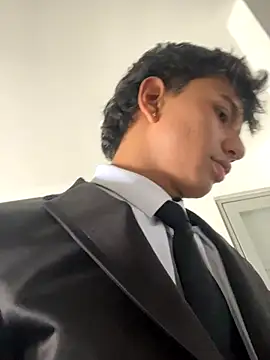 leonarrrd_01 (M young) - SUPER CUM SHOWWW