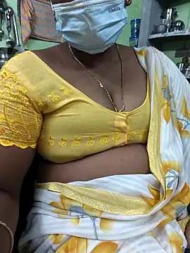 Tamilselviroja- from StripChat is Freechat