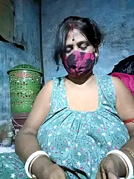 Webcam Model (parioo7)  is live.Free join now!