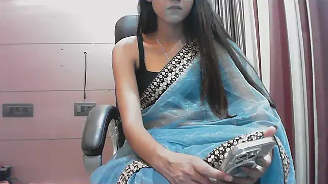 free random chat Collage Hoty