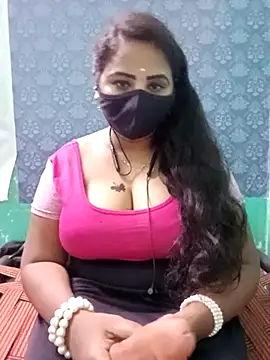 tamil_Vennila from StripChat is Freechat