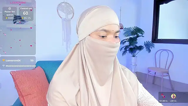 saray_halam from StripChat is Freechat