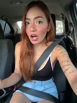 Webcam Model (la_machhi)  is live.Free join now!