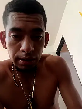 negritohot2828 (M young) - Juego con mi oyó  y meto dedo