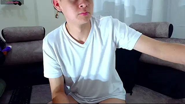 bluewolf247 Live Webcam on Stripchat