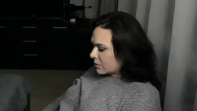 mollycheiz - MollyCheiz's free webcam - UK Sex Cams