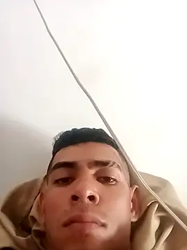 drian1010 - Drian1010's free webcam - UK Sex Cams