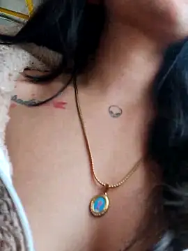  Moon_And_Sunn chat room