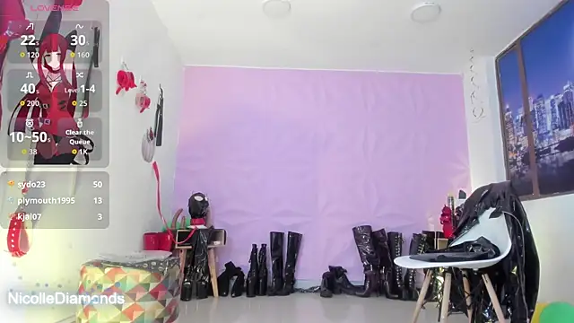 nicollediamonds_cg (T milf) - show feet and caress them🦶