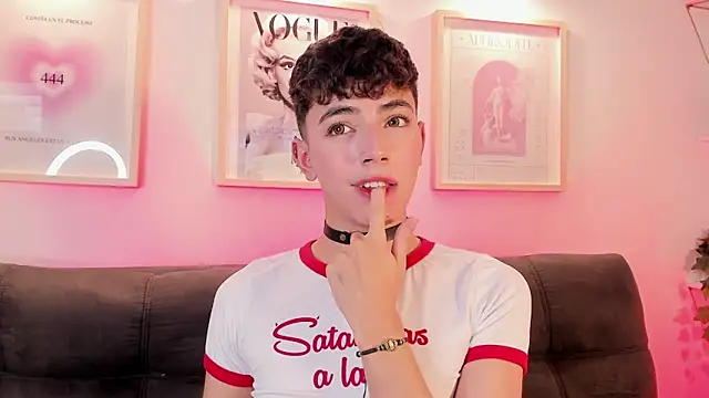 evan_voss (M twink) - rub my bulge