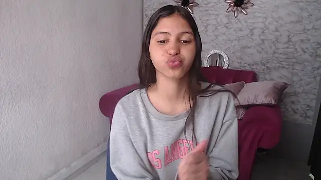 Evagirl69 webcam stripchat model stream image