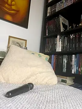 luccreccia_ (F young) - 4 FINGERS PUSSY 🖖🏼