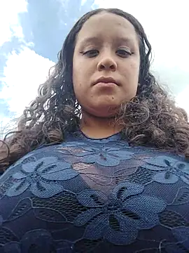 you-sexy-starr (G young) - Show boobs