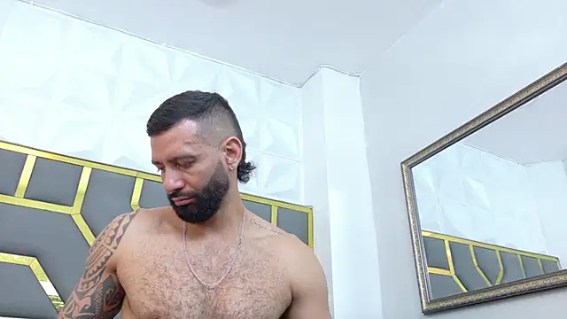 yorbymaxx (Ask my age) - show dick