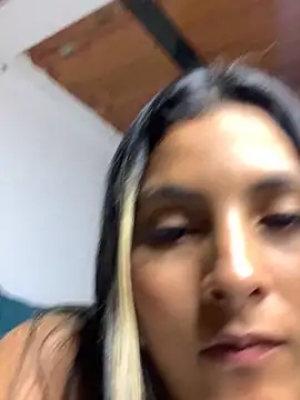 Webcam Model (Cami_Leon2)  is live.Free join now!