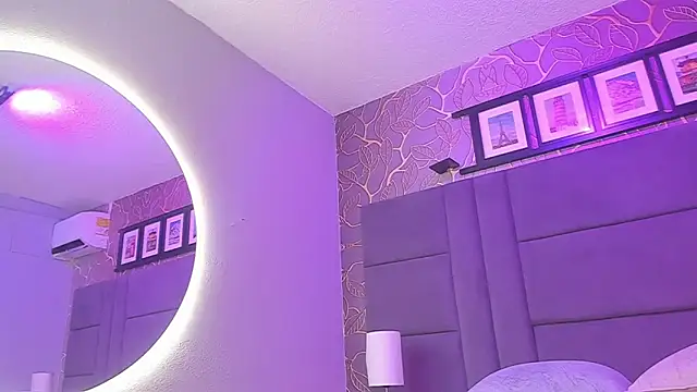 dyvis_22 webcam stripchat model stream image