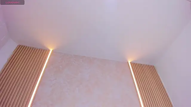 ZOEBARLOWE webcam stripchat model stream image