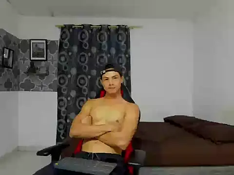 son_hades1 (M twink) - show cum baby¡