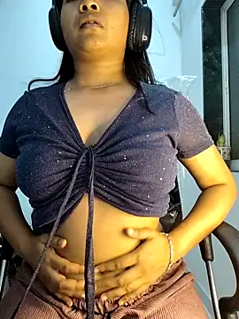 Webcam Model (luv_johrrra)  is live.Free join now!