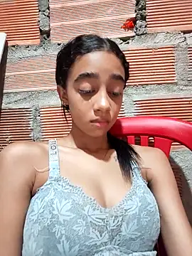 Zoe_Sweett18 from StripChat is Freechat