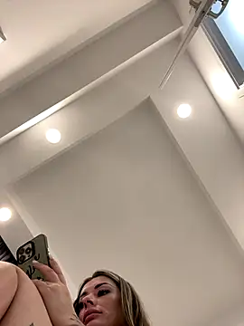 free voyeur web cam IsabellaEtthan