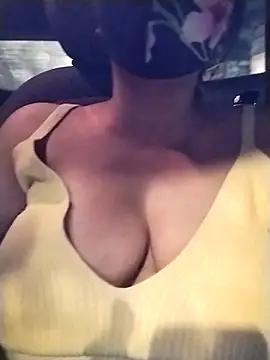 Webcam Model (PPP_25)  is live.Free join now!