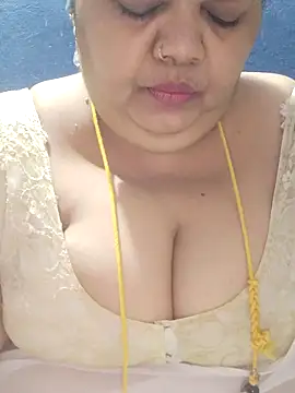 Webcam Model (tamilthanushri)  is live.Free join now!