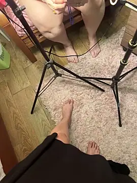 Ana_Your_Type live cam screenshot females on SexOnline.pics – Live Cam Recordings, GIFs & Pics