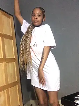 nude webcam show Nicole Liam 