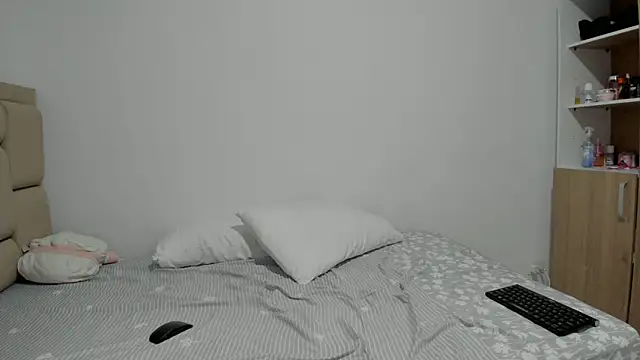 velira69 - Velira69's free webcam