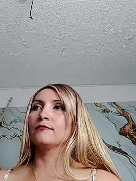 nanis_milf (F young) - open pussy lovense control 2 minutes.