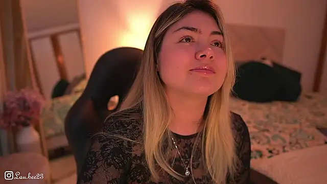 random adult chat Lau Bee